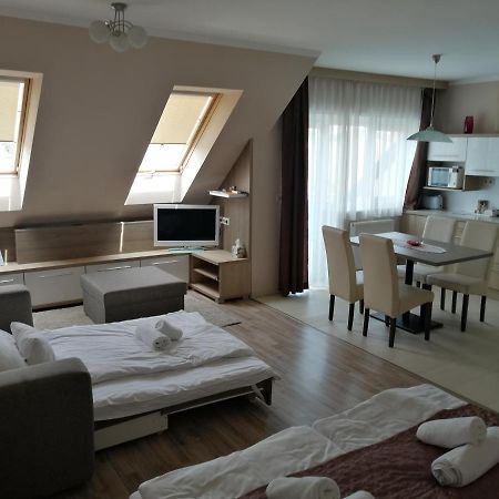 Zafírgyöngy Apartmanok Sárvár Kültér fotó